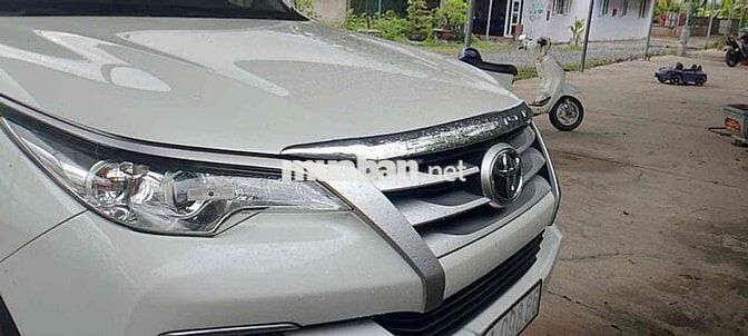 Toyota Fortuner 2018 Trắng