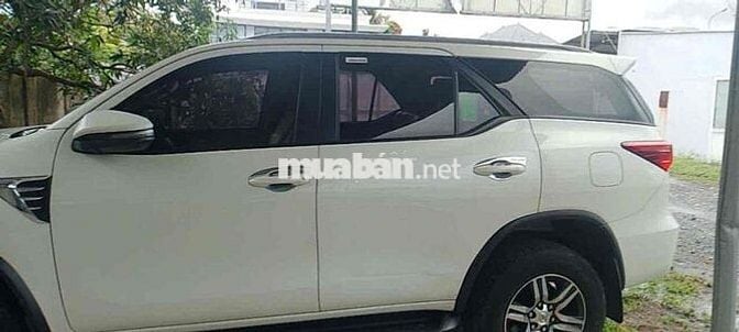 Toyota Fortuner 2018 Trắng