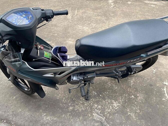 Yamaha Sirius RC Xám 8000km