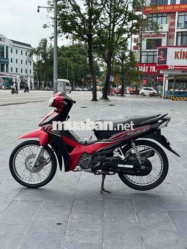 Honda Blade Đỏ đen Thể thao