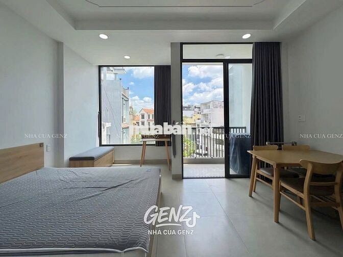 Căn hộ ban công full nội thất quận 1 phường Bến Thành gần công viên 