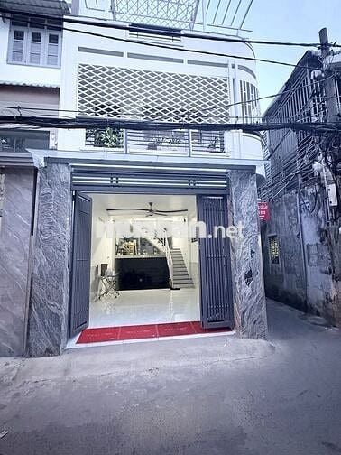 Cho thuê mặt bằng đường Nguyễn Văn Công (chính chủ)