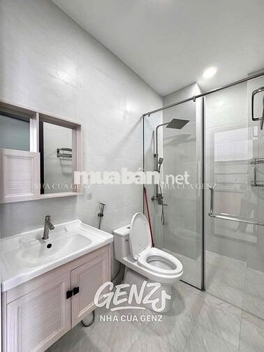 Căn hộ ban công full nội thất quận 1 phường Bến Thành gần công viên 