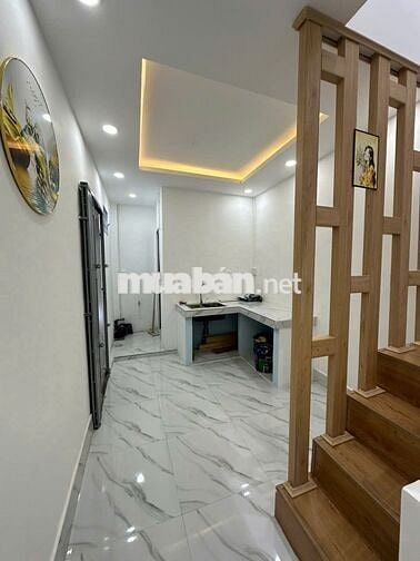 Bán NR tại 172/29 Sư Vạn Hạnh, p9, Q5, HCM giá tốt 4,3 tỷ, 23m2