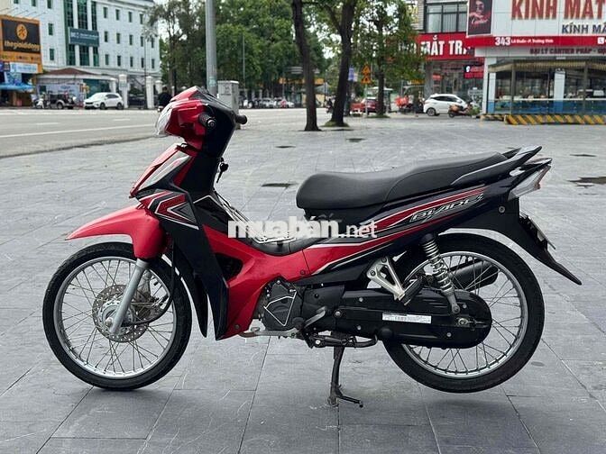 Honda Blade Đỏ đen Thể thao