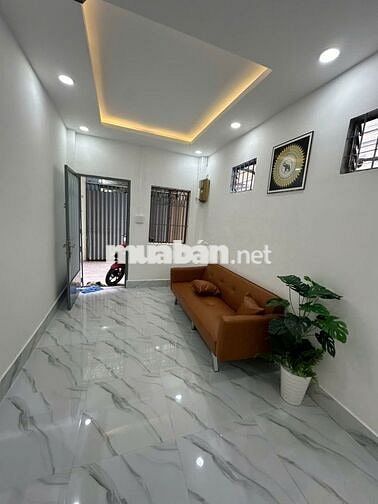 Bán NR tại 172/29 Sư Vạn Hạnh, p9, Q5, HCM giá tốt 4,3 tỷ, 23m2