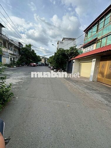 Hẻm 16met Hưng Phú Nhà có Thang Máy Xây 1 trệt 5 lầu tum P Chánh Hưng