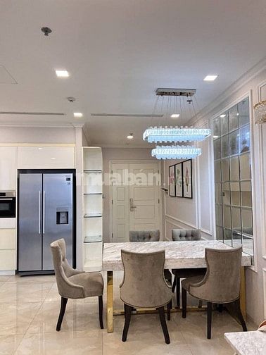 ĐỊNH CƯ NƯỚC NGOÀI BÁN GẤP CĂN HỘ VINHOME GOLDEN RIVER QUẬN 1 6T370TR