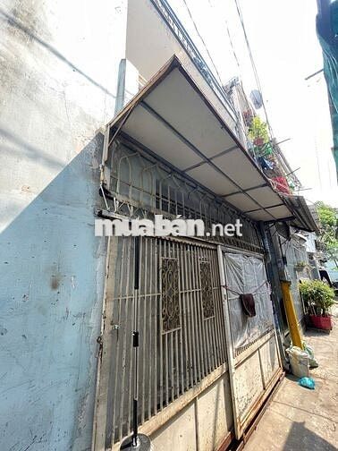 Ngang 7 Dài 6 Diện tích 38m2 hẻm KDC Cao Lỗ , Phường Chánh Hưng 