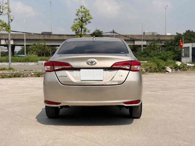 Toyota Vios 2023 G Vàng cát