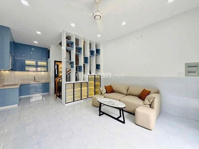 Bán nhà ngay trung tâm TP HCM mới 1T2L ST Sổ riêng đường 8m full Nt