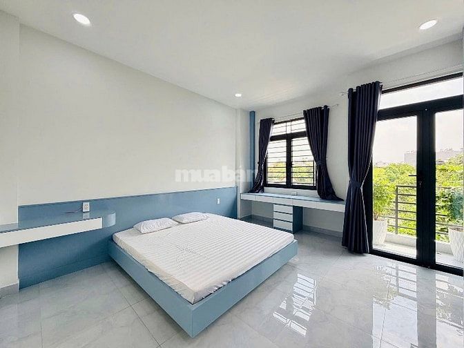 Bán nhà ngay trung tâm TP HCM mới 1T2L ST Sổ riêng đường 8m full Nt