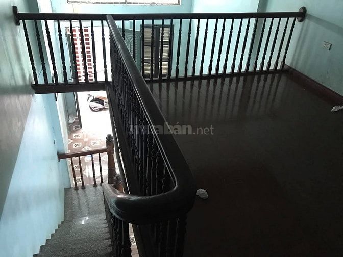 Chính chủ cho thuê nhà sau ga giáp Bát 5,5tr/tháng