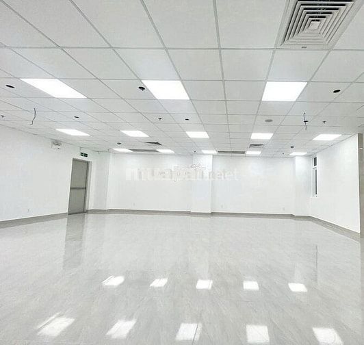 CHO MẶT TIỀN TOÀ NHÀ NGUYỄN ĐÌNH CHIỂU Q3