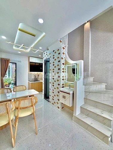 NHÀ MỚI Ở NGAY HXH THÍCH QUẢNG ĐỨC PHƯỜNG ĐỨC NHUẬN QUẬN PHÚ NHUẬN SHR