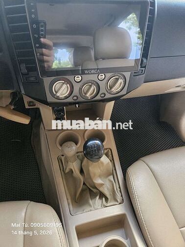 Ford Everest 2011 Bạc Số sàn. 2 cầu.4x4. máy xăng.