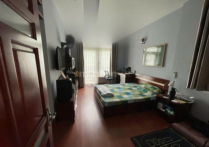 Giảm Sâu 21.3 Tỷ Bán Biệt Thự MT  Đường Số 5 Khu Tên Lửa . DT [8 x 21]