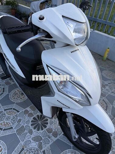 Honda Vision màu Trắng