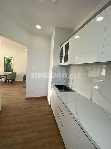 CCCC Mỹ Vinh, Nguyễn Thị Minh Khai, Q3: 85m2, 2p ngủ, nhà mới, 15triệu