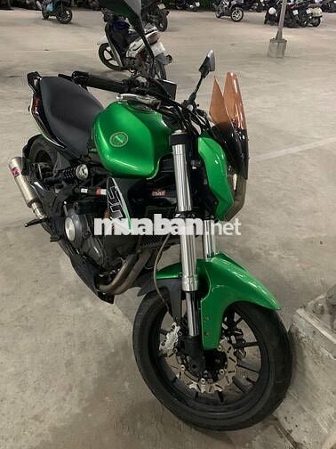 Benelli 302 Xanh lá
