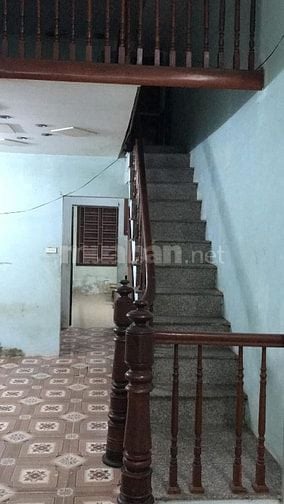 Chính chủ cho thuê nhà sau đó giáp Bát
