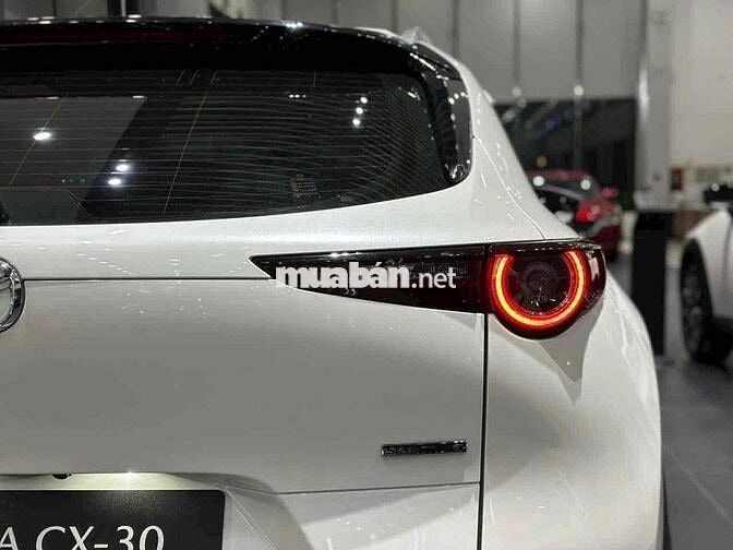 Mazda CX-30 Trả trước 180 Triệu Giảm sốc 75 triệu
