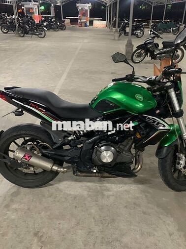 Benelli 302 Xanh lá