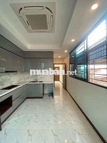 Phân lô Đa sỹ 45m 5t thang máy,ôtô qua,view trường,dân trí cao,an sinh