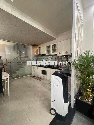 Cho thuê nhà 3 tầng kiệt ông ích khiêm hải châu Phường Thanh Bình