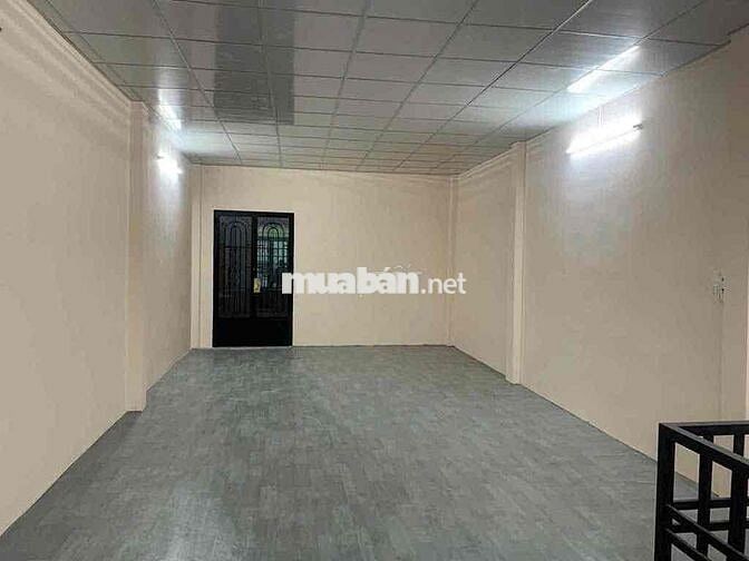 Nhà Cho Thuê Hẻm xe hơi, 1 trệt, 1 gác, 1 lầu, 2 PN, 2 WC