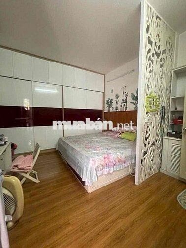 Cho thuê nhà 3 tầng kiệt ông ích khiêm hải châu Phường Thanh Bình