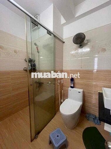 Cho thuê nhà 3 tầng kiệt ông ích khiêm hải châu Phường Thanh Bình