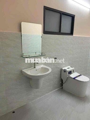 Nhà Cho Thuê Hẻm xe hơi, 1 trệt, 1 gác, 1 lầu, 2 PN, 2 WC