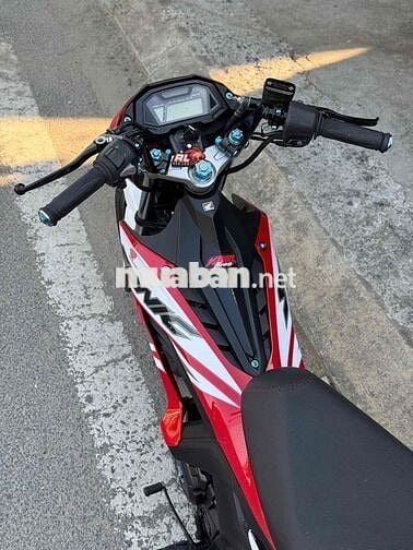 Honda Sonic trắng đỏ