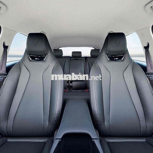 Xe điện VinFast VF8 Thế hệ mới Đỏ