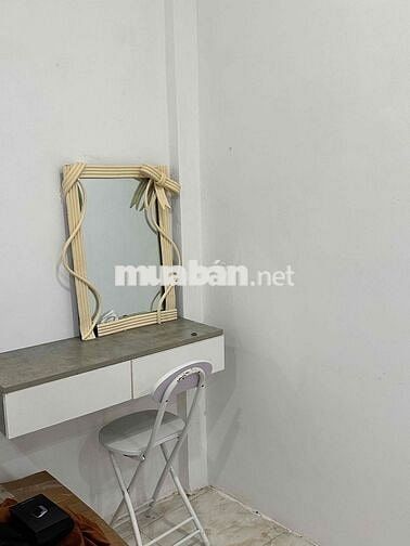 Nhà NC full nội thất ngay trung tâm Quận 1