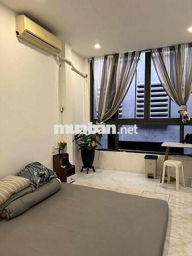Nhà NC full nội thất ngay trung tâm Quận 1