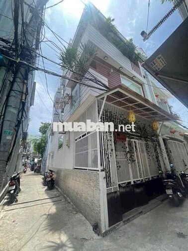 Cho thuê nhà 3 tầng kiệt ông ích khiêm hải châu Phường Thanh Bình