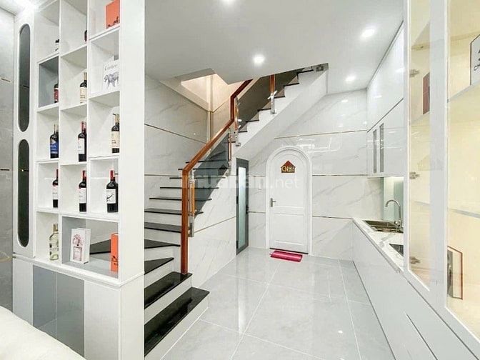 VỠ HỤI BÁN NGAY NHÀ HXH ÔNG ÍCH KHIÊM QUẬN 11 GIÁ CHỐT 1 TỶ 710 TRIỆU