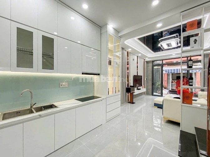 VỠ HỤI BÁN NGAY NHÀ HXH ÔNG ÍCH KHIÊM QUẬN 11 GIÁ CHỐT 1 TỶ 710 TRIỆU