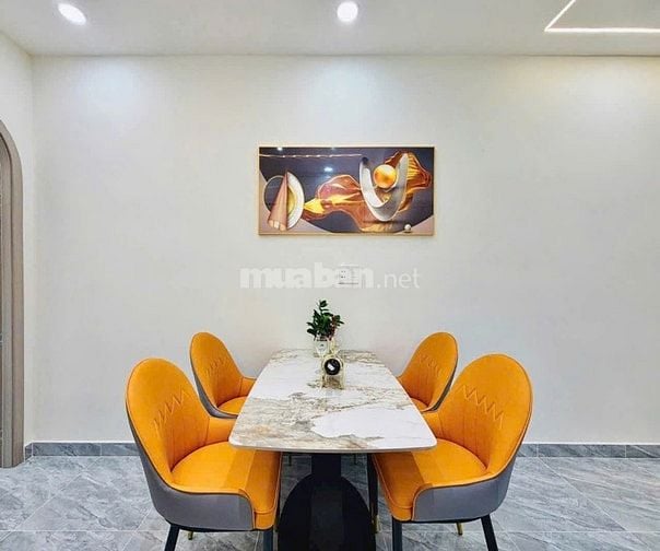 BÁN NHÀ: 2 lầu, Đường HOÀNG BẬT ĐẠT, phường Tân Sơn, 38m2