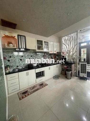 Cho thuê nhà 3 tầng kiệt ông ích khiêm hải châu Phường Thanh Bình