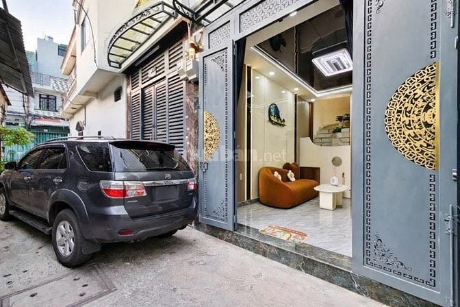BÁN NHÀ: 2 lầu, Đường HOÀNG BẬT ĐẠT, phường Tân Sơn, 38m2