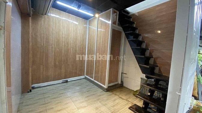 Mặt bằng riêng biệt như nhà nguyên căn, hẻm 451 Tô Hiến Thành 6tr.