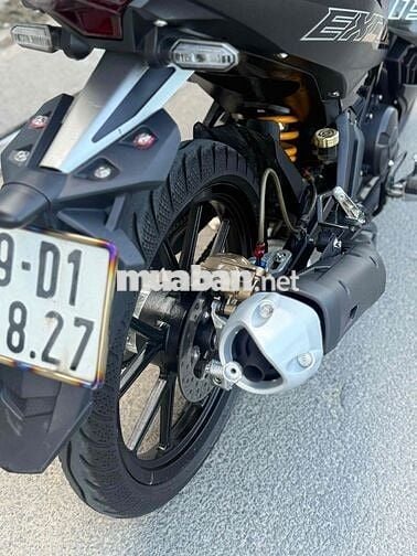 Exciter 150 đen nhám