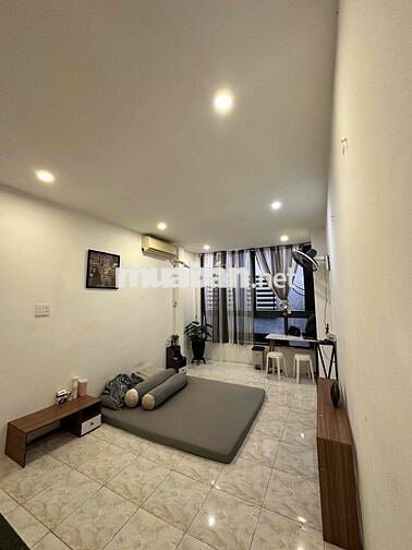 Nhà NC full nội thất ngay trung tâm Quận 1