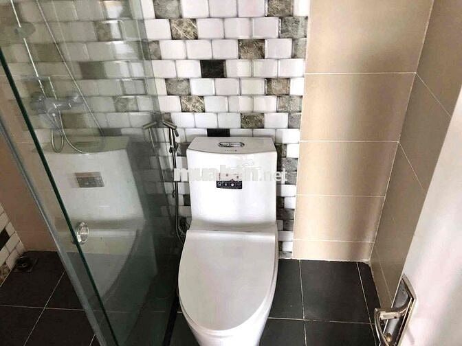 CHO THUÊ CĂN HỘ CHUNG CƯ 3PN 3WC NGAY D2