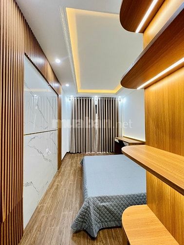 6 tầng Vạn Phúc Xây Mới Full nội thất ô tô đỗ cửa, kinh doanh tốt.