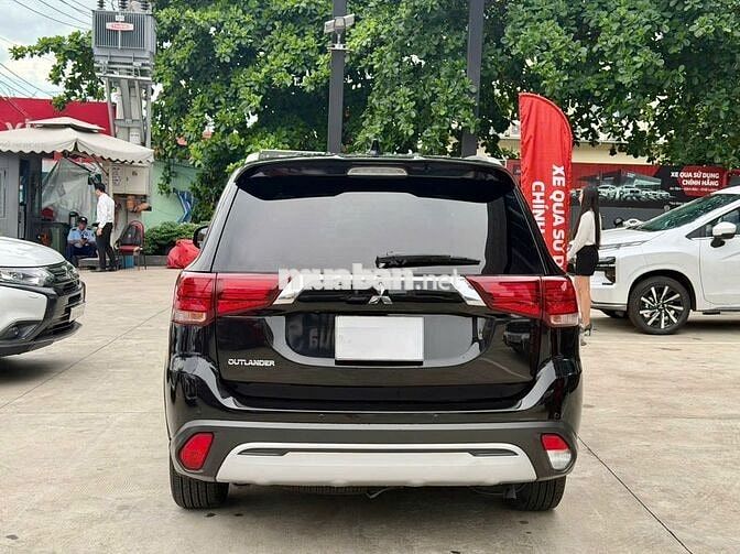 Mitsubishi Outlander 2021 Đen, xe mới keng rất đẹp