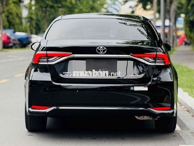 Toyota Corolla Altis 2022 1.8V 20.000km Đen